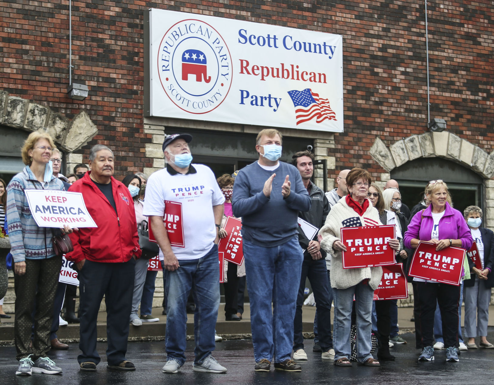 091220-qc-nws-trump-26.JPG